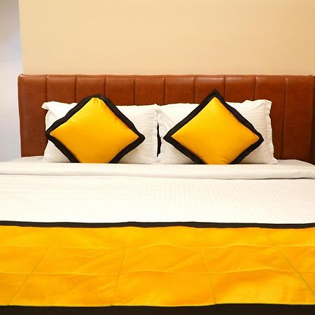 Uj Pallazzio - Business Class Luxury Hotel Тируваннамалай Экстерьер фото