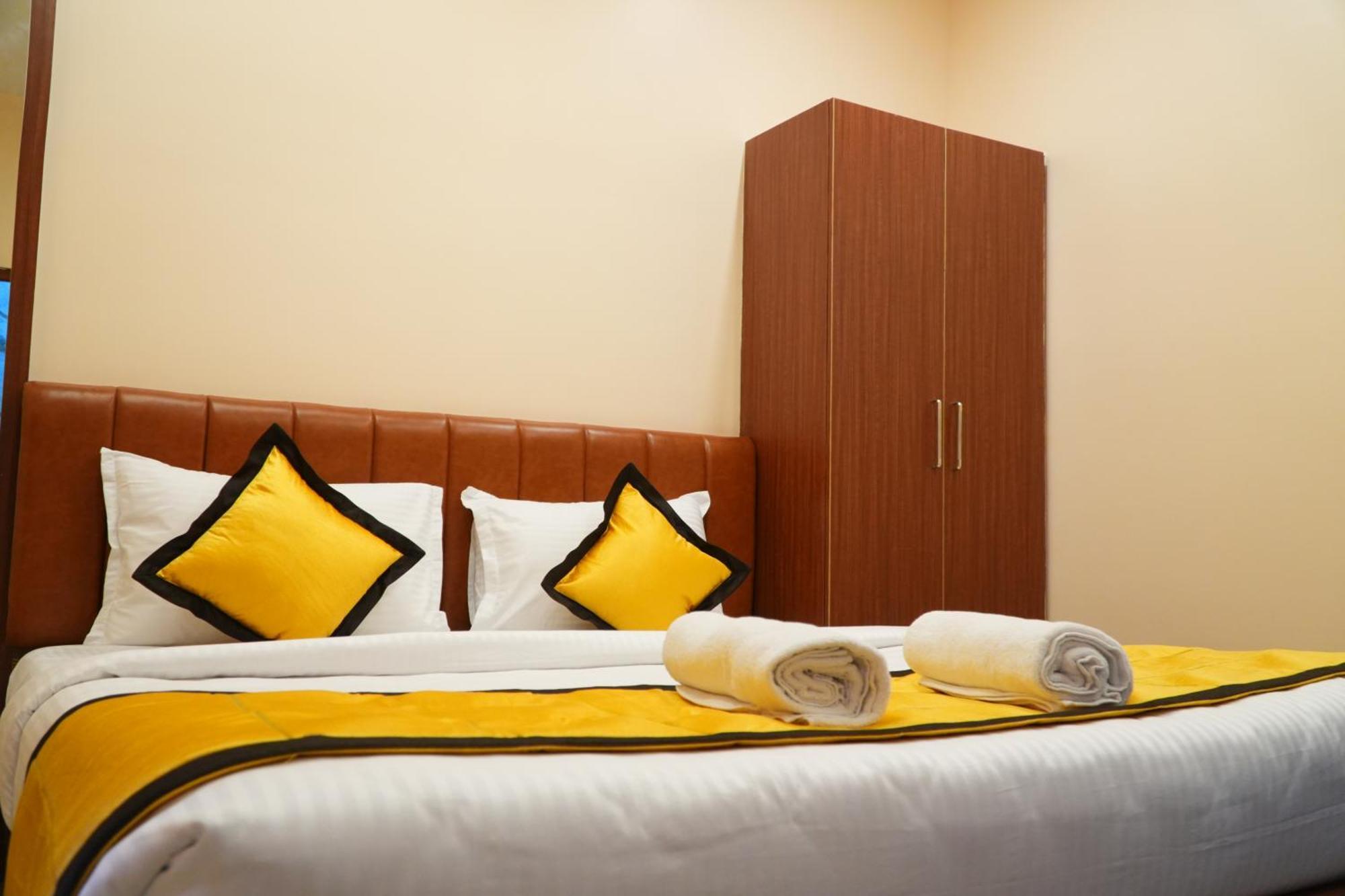 Uj Pallazzio - Business Class Luxury Hotel Тируваннамалай Экстерьер фото