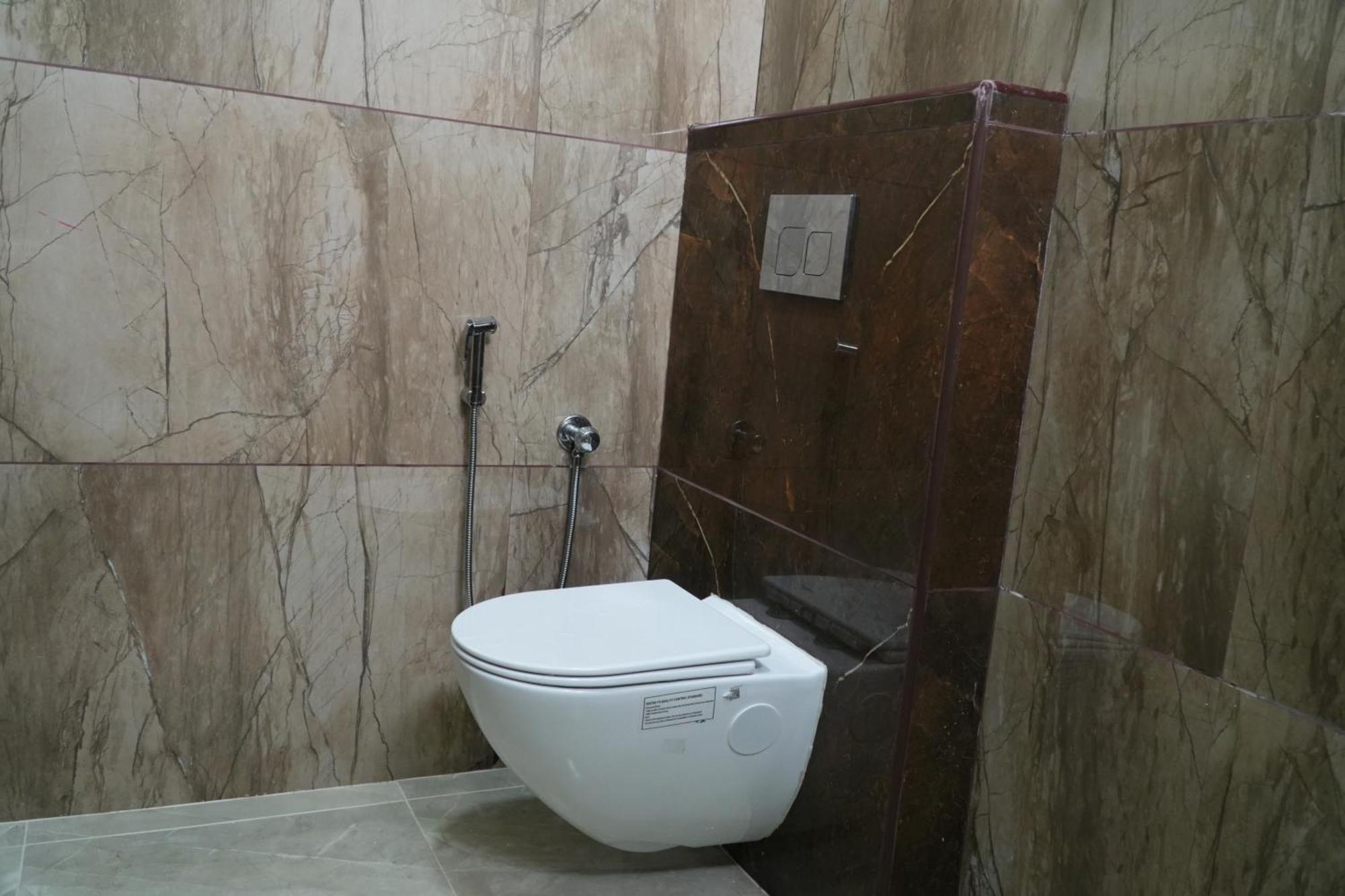 Uj Pallazzio - Business Class Luxury Hotel Тируваннамалай Экстерьер фото