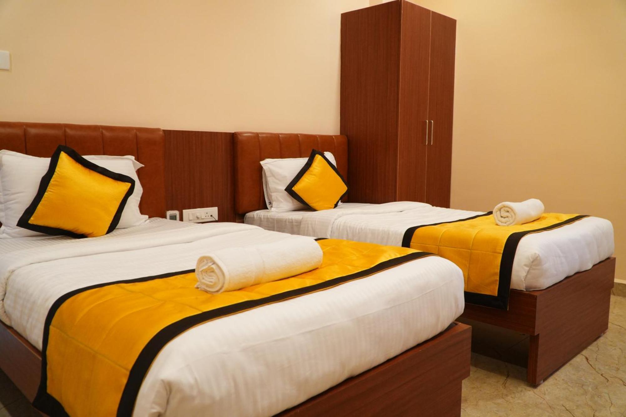 Uj Pallazzio - Business Class Luxury Hotel Тируваннамалай Экстерьер фото
